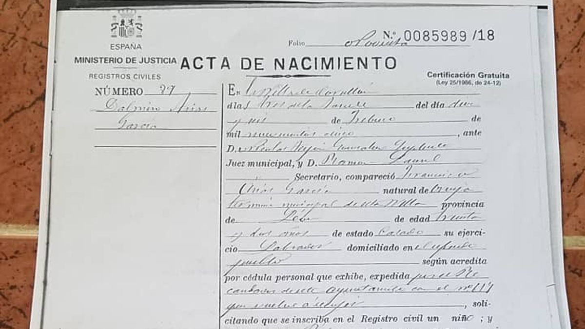 capitán estafa Fracaso tomo y folio certificado de nacimiento Persona
