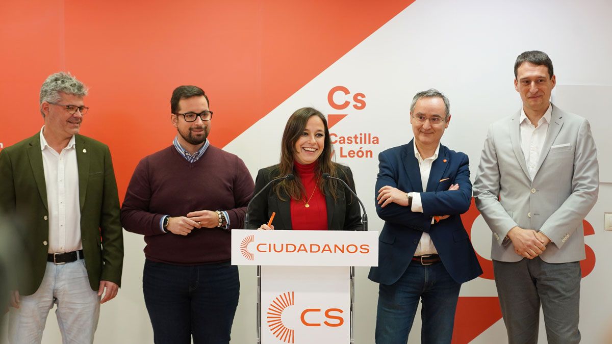 La presidenta de Ciudadanos Castilla y León, Gemma Villarroel, presenta a su nuevo equipo. | Ical