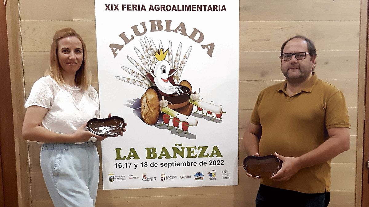 González y Carrera presentaron este jueves la cita con la alubia bañezana. | ABAJO