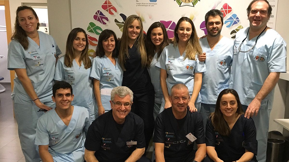 Alumnos de la Clínica Solidaria. | L.N.C.