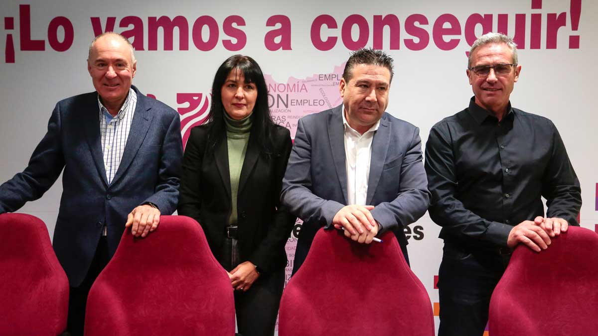 Eduardo López Sendino, Ana María Fernández, Luis Mariano Santos y Vicente Álvarez. | CAMPILLO / ICAL