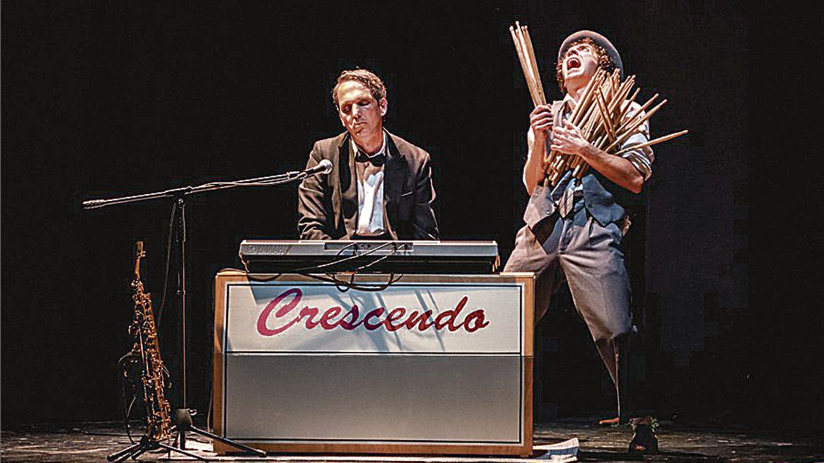 La compañía Garrapete cerrará este domingo el ciclo en Ordoño II con el espectáculo ‘Crescendo’.
