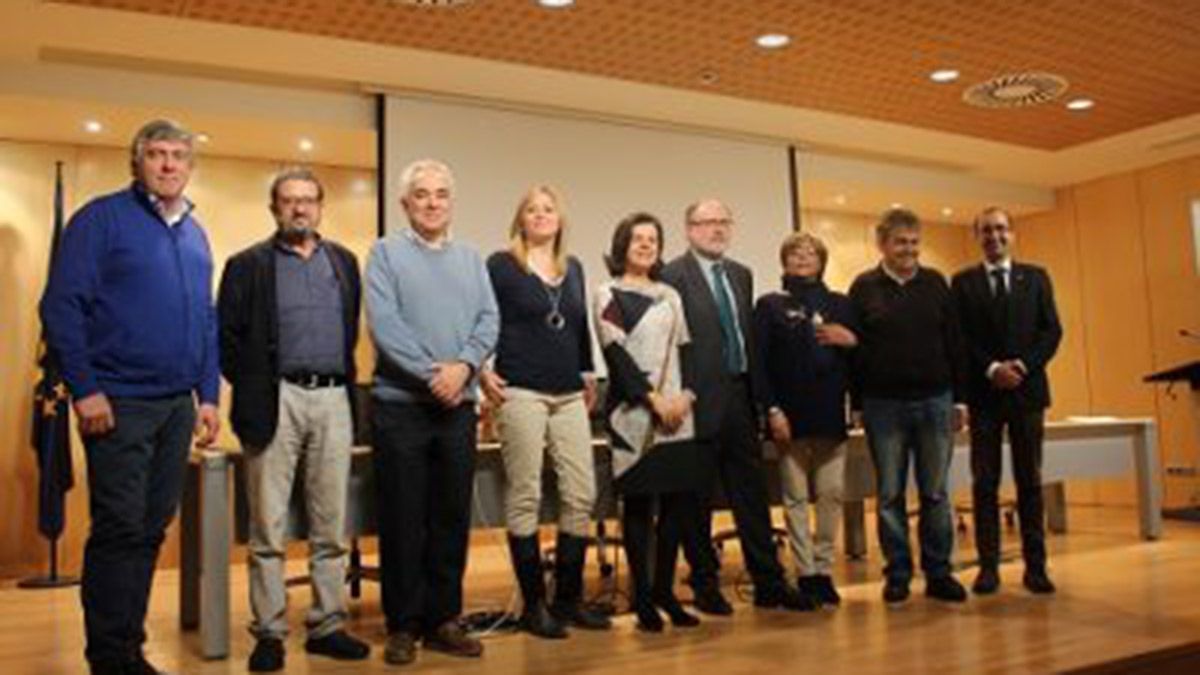 En la imagen, los ponentes de la jornada celebrada en Oviedo. | L.N.C.