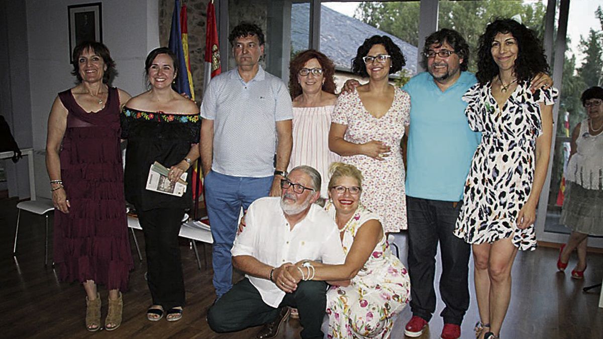 Participantes en el X Encuentro literario de Noceda, el pasado sábado. | NEMONIO