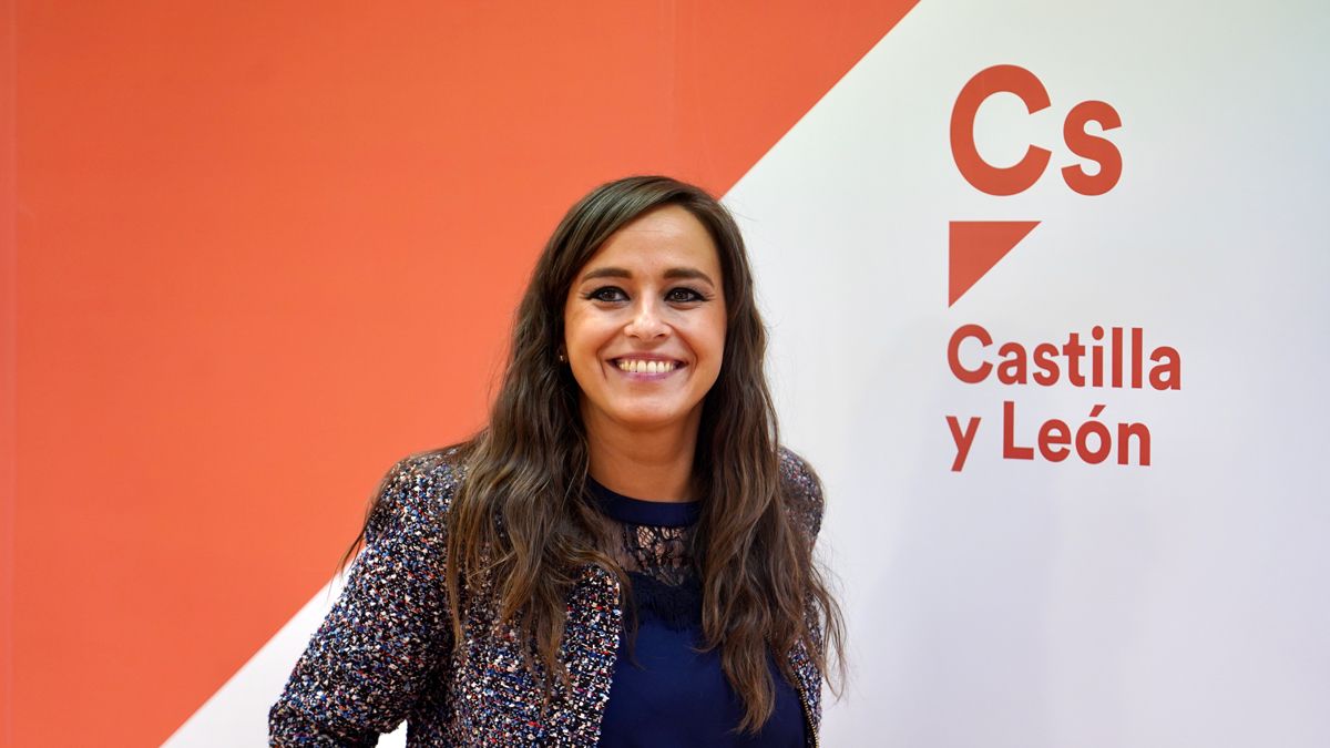 La portavoz de Ciudadanos Castilla y León y diputada y concejala en León, Gemma Villarroel, este martes en Valladolid. | ICAL