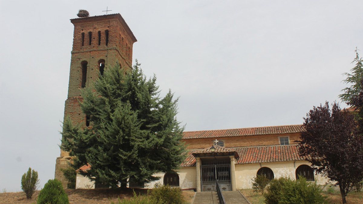 La iglesia de Santa Eulalia y sus pinturas conforman un patrimonio tan singular como valioso en Villacintor. | L.N.C.