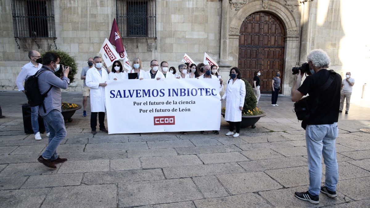 Una de las protestas organizadas por los trabajadores del Instituto de Biotecnología de León. | CAMPILLO (ICAL)