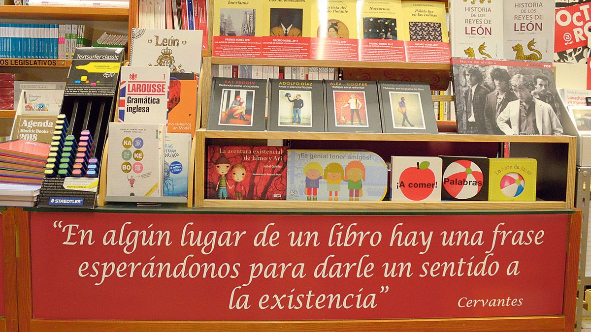 La Asociación Cultural Libreros de León está formada por 21 profesionales que regentan librerías en la capital leonesa. | MAURICIO PEÑA