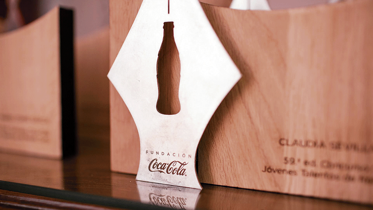 Por primera vez en 60 años el Concurso de Jóvenes Talentos de Relato Corto de Coca-Cola se digitaliza .