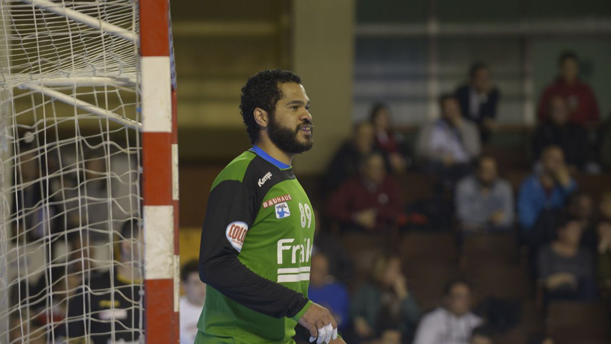 Almeida, durante un partido en el Palacio de Deportes. | MAURICIO PEÑA