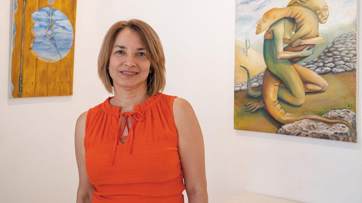Olga L. Ricardo es una pintora de origen cubano que desde hace un tiempo reside en León. | Vicente García