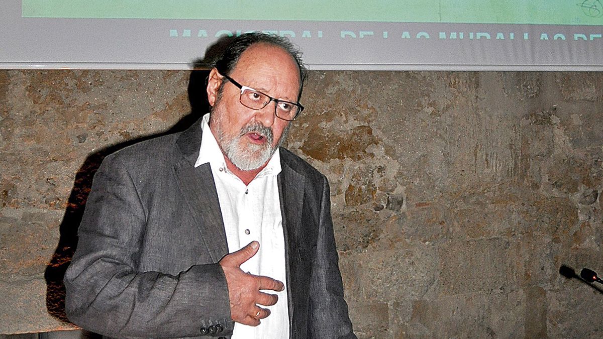 El investigador Juan Carlos Ponga acudirá el día 14 con su libro 'León perdido'. | PROMONUMENTA
