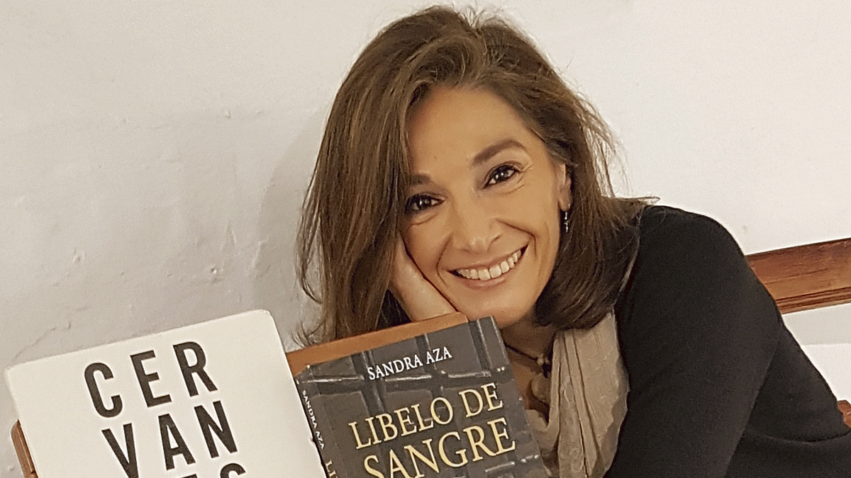 La abogada y escritora madrileña Sandra Aza debuta en la novela histórica con ‘Libelo de sangre’. | NOVACASA