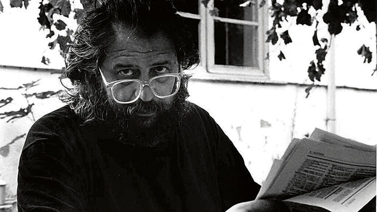 El fallecido poeta zamorano Tomás Salvador González, al que el Ateneo Cultural El Albéitar dedica una exposición. | ULE