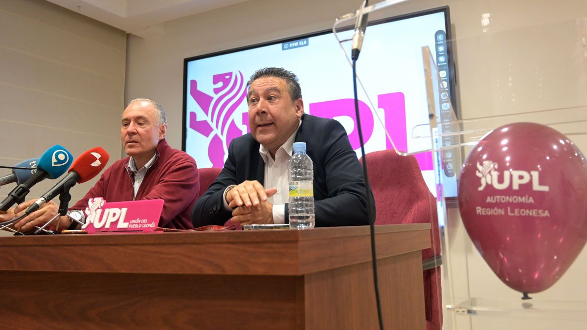 Sendino y Luis Mariano Santos valoran los resultados. | JESÚS F. SALVADORES / SAÚL ARÉN