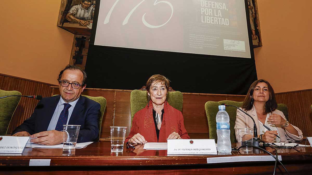 Victoria Ortega y Fernando Rodríguez Santocildes. | L.N.C.