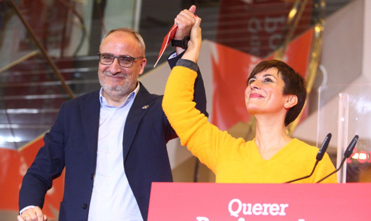 La ministra avaló la candidatura de Olegario Ramón para ser reelegido alcalde de Ponferrada. | César Sánchez