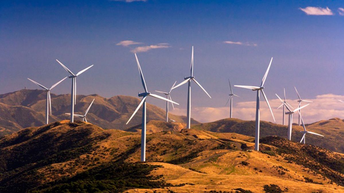 Hasta cuatro proyectos de parques eólicos se han presentado en la comarca berciana.