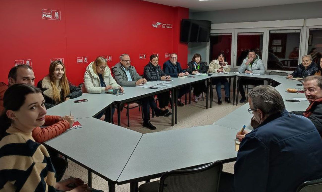Reunión de la comisión ejecutiva del PSOE de Ponferrada.