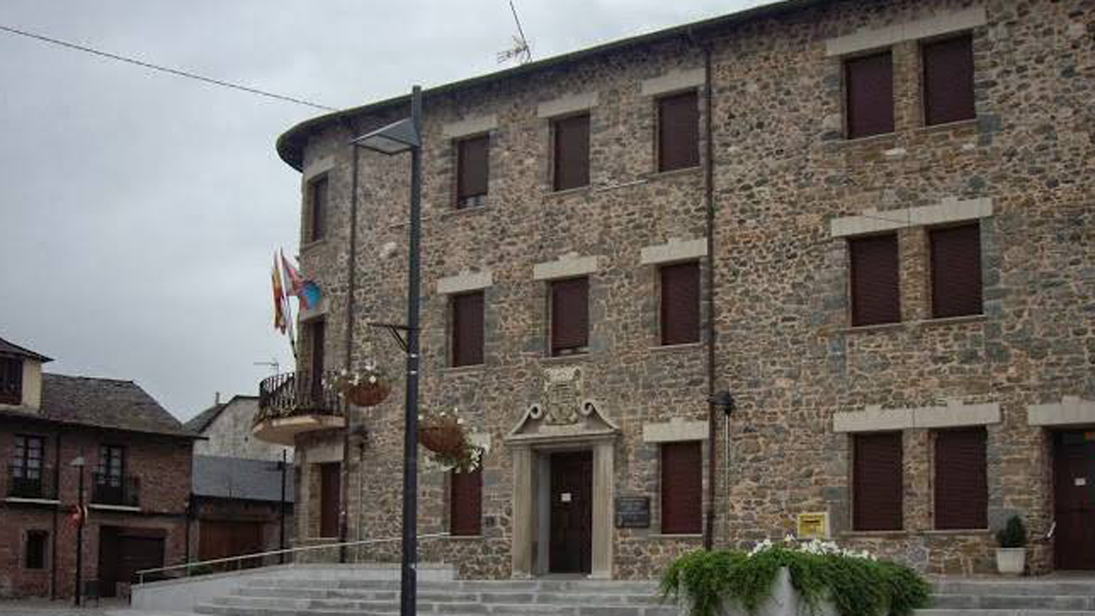 Fachada del Ayuntamiento de Toreno.
