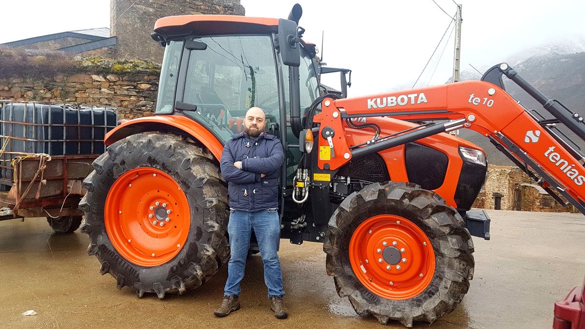 El tractor fue recuperado en Camponaraya. | GUARDIA CIVIL