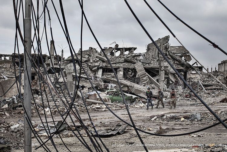 Imagen de la galería de 'After the battle in Kobane'. | JM LÓPEZ