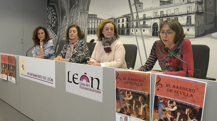 Marta Arce, Rosa Pereira, Aurora Baza y Laura de la Torre. | MAURICIO PEÑA