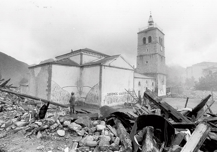 La iglesia de Riaño a punto de ser volada con dinamita, sólo se salvó la llave que ahora fue devuelta. | MAURICIO PEÑA