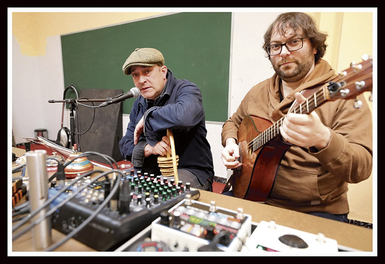Víctor M. Díez y Rodrigo Martínez forman el dúo caja baja.