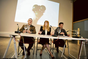 Manuel Olveira, Mar Sancho y Eneas Bernal, ayer en el Musac. | DANIEL MARTÍN