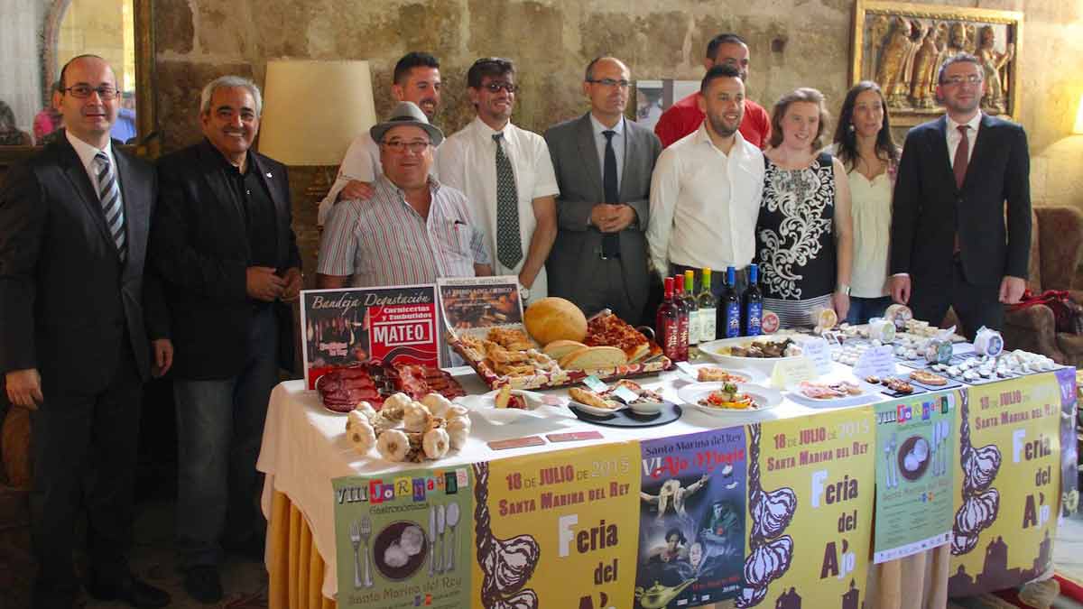 Un momento de la presentación de la Feria del Ajo de Santa Marina, ayer en San Marcos. | L.N.C.