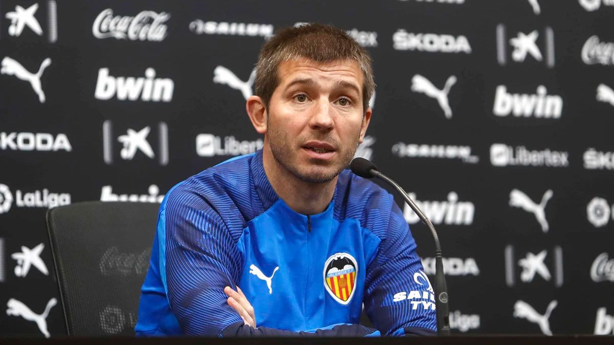 Albert Celades, durante la comparecencia de este martes. | VALENCIA CF