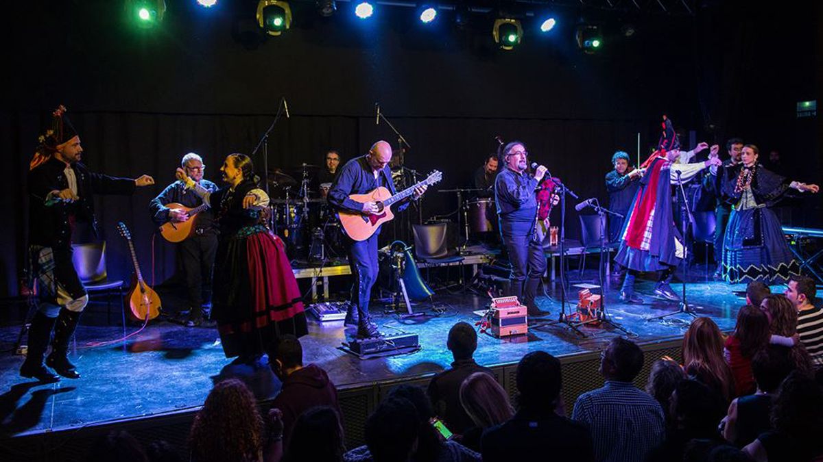 Imagen de archivo de un concierto de Luar Na Lubre. | LUAR NA LUBRE Imagen de archivo de un concierto de Luar Na Lubre. | LUAR NA LUBRE