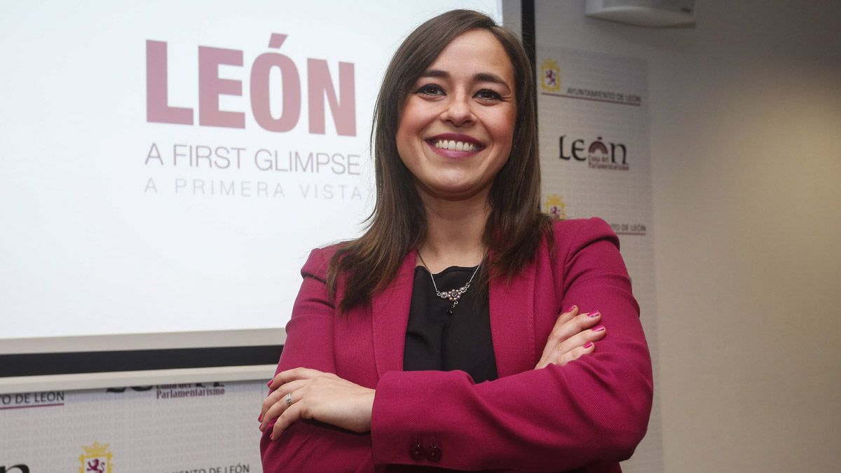 La portavoz de Ciudadanos, Gemma Villarroel, durante la presentación. | CARLOS S. CAMPILLO (ICAL) La portavoz de Ciudadanos, Gemma Villarroel, durante la presentación. | CARLOS S. CAMPILLO (ICAL)