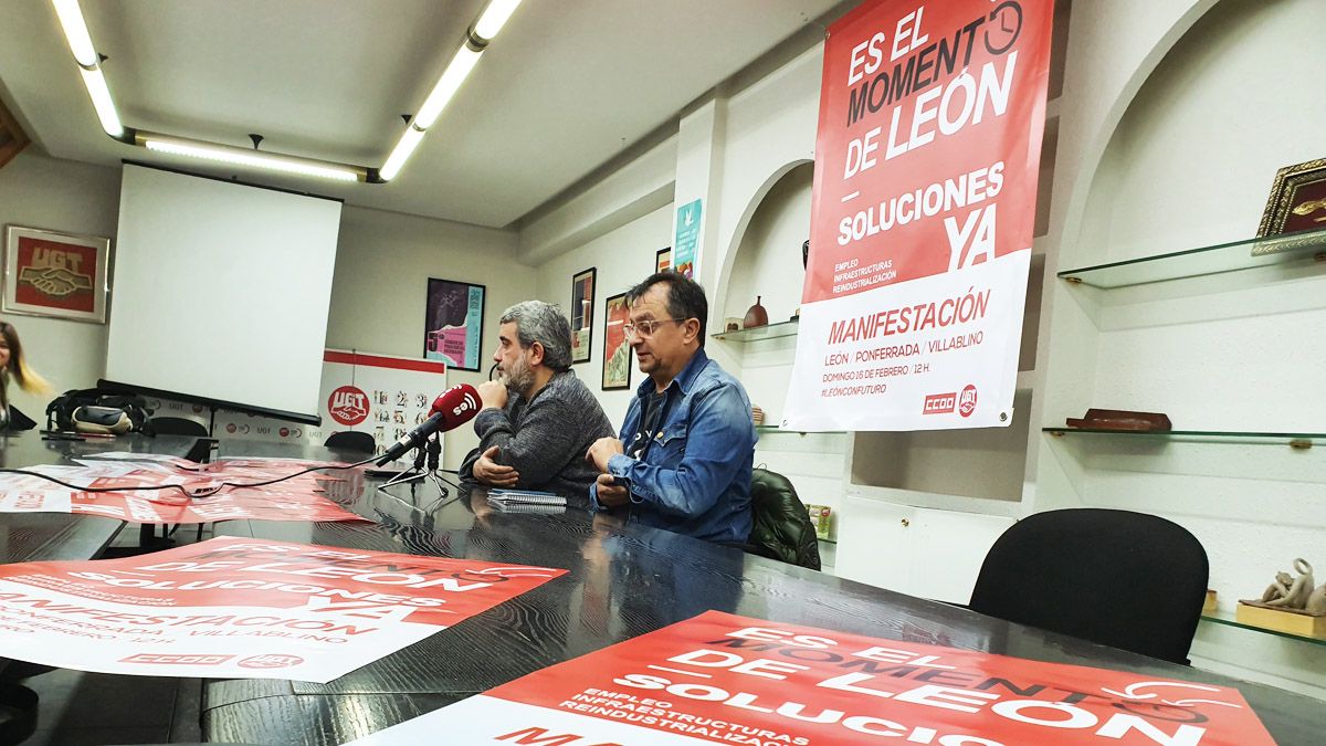 Los secretarios provinciales de CCOO y UGT, Xosepe Vega y Enrique Reguero. | A. MARTÍNEZ