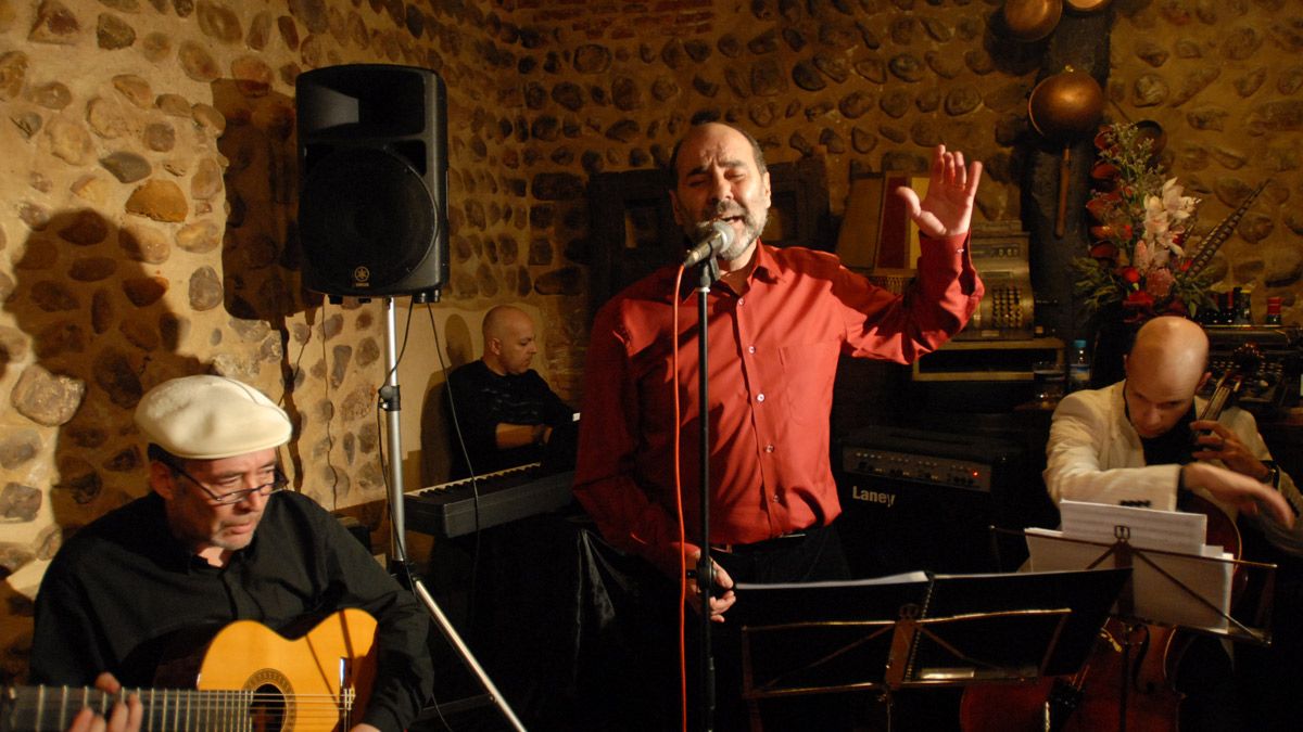 Miguel Escanciano destacó en diferentes disciplinas artísticas, entre ellas la música. | MAURICIO PEÑA Miguel Escanciano destacó en diferentes disciplinas artísticas, entre ellas la música. | MAURICIO PEÑA