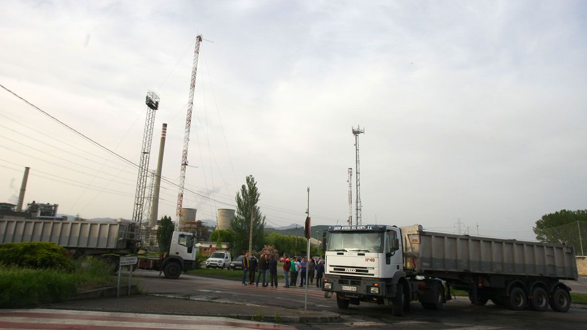 Imagen de archivo de una protesta minera junto a Compostilla. | ICAL