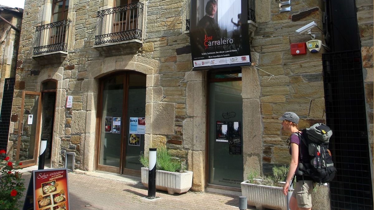 Imagen de archivo de la fachada del Museo Marca de Cacabelos.