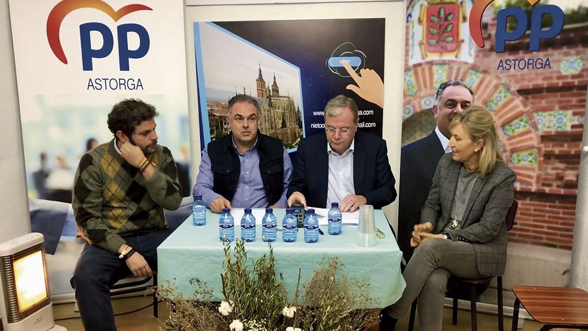 Javier Santiago, José Luis Nieto, Antonio Silván y Carmen González Guinda. | P.F.