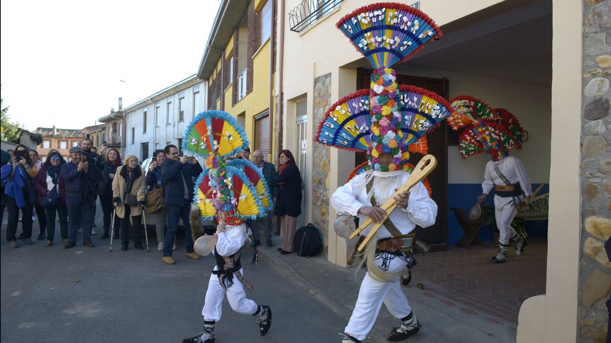El Antruejo de Llamas de la Ribera es una de las citas tradicionales con más renombre de la provincia. | MAURICIO PEÑA