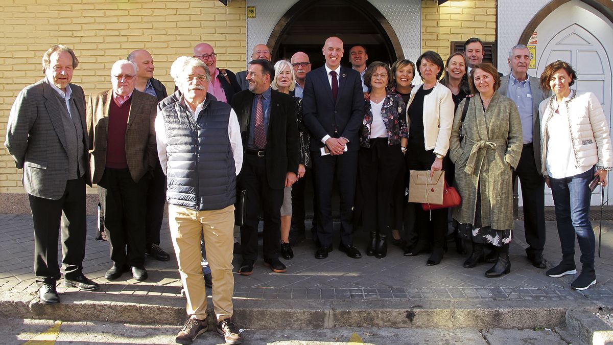 Periodistas leoneses en Madrid con el alcalde y la concejala. | ICAL