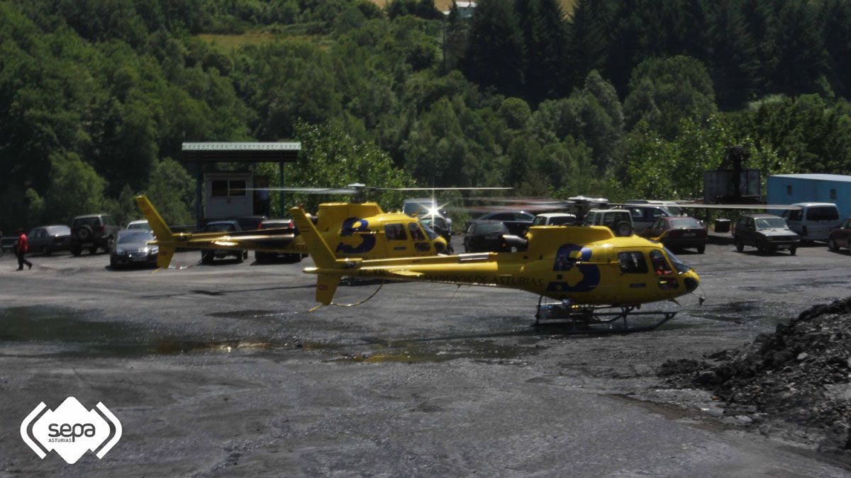 2015.07.15-acc-laboral-degana.-helicoptero-del-sepa-encargados-de-trasladar-a-brigada-5-1.jpg
