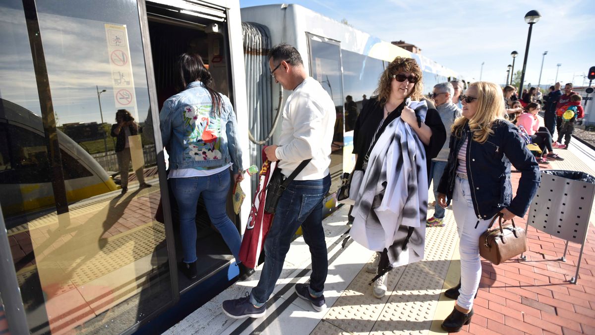 El apeadero de La Asunción - Universidad de Feve. | SAÚL ARÉN
