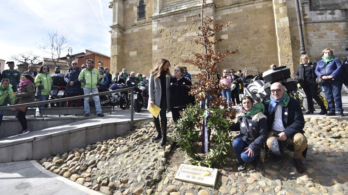 Acto para visibilizar al colectivo durante el Día Mundial de las Enfermedades Raras. | SAÚL ARÉN