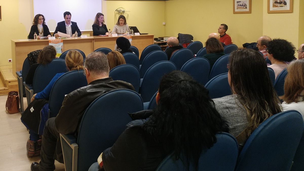 Un momento del taller ofrecido este miércoles en San Andrés. | L.N.C.