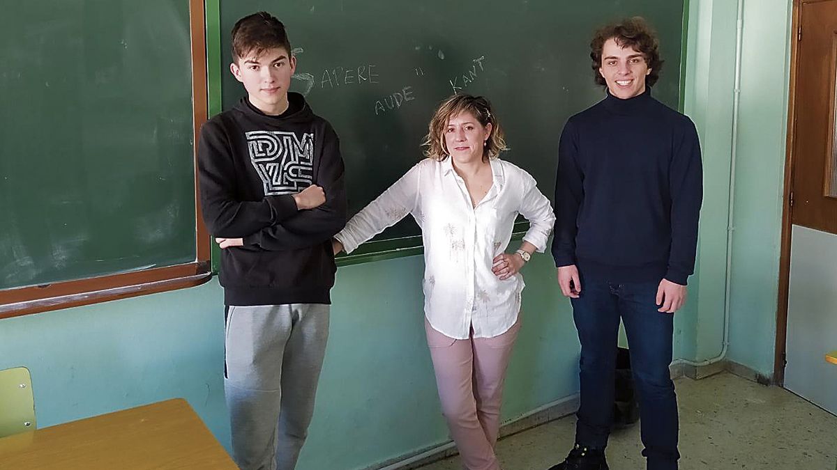 Los dos alumnos y su profesora acudirán a la fase final "de la olimpiada".