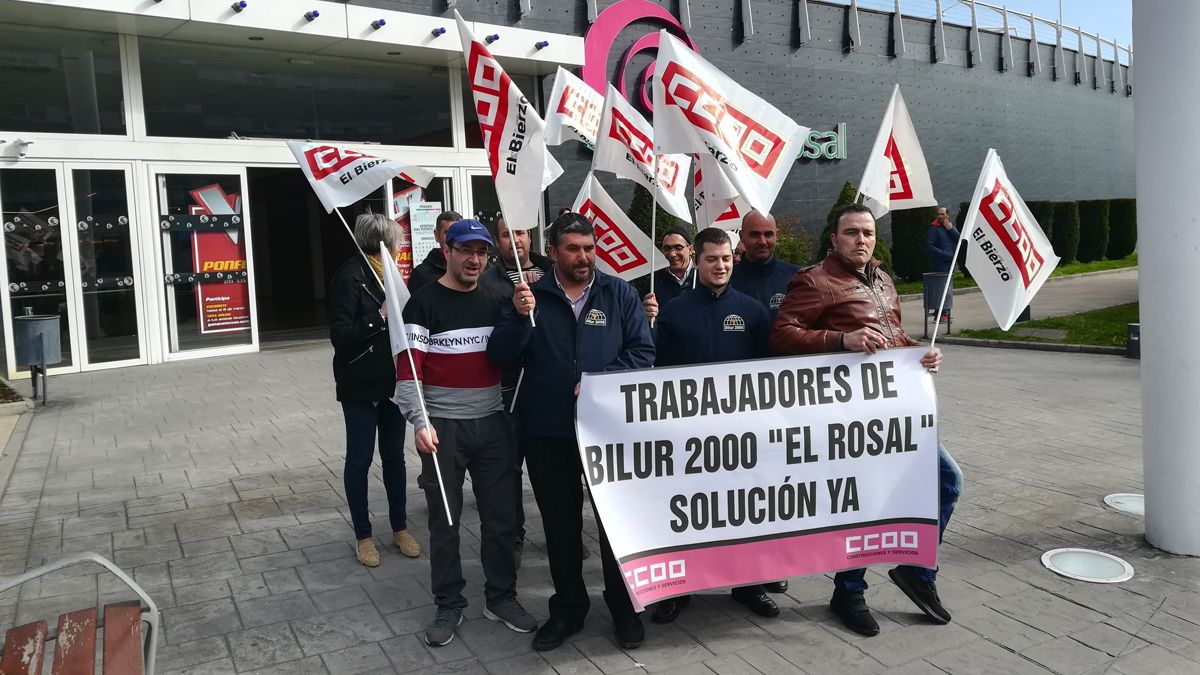 Trabajadores de Bilur 2000 en la primera movilización ante el impago de sus nóminas. | M.I.