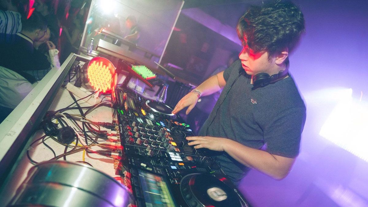 Dj Mosquis es Dj residente en Studio 54 y en Gardén León. | L.N.C. Dj Mosquis es Dj residente en Studio 54 y en Gardén León. | L.N.C.