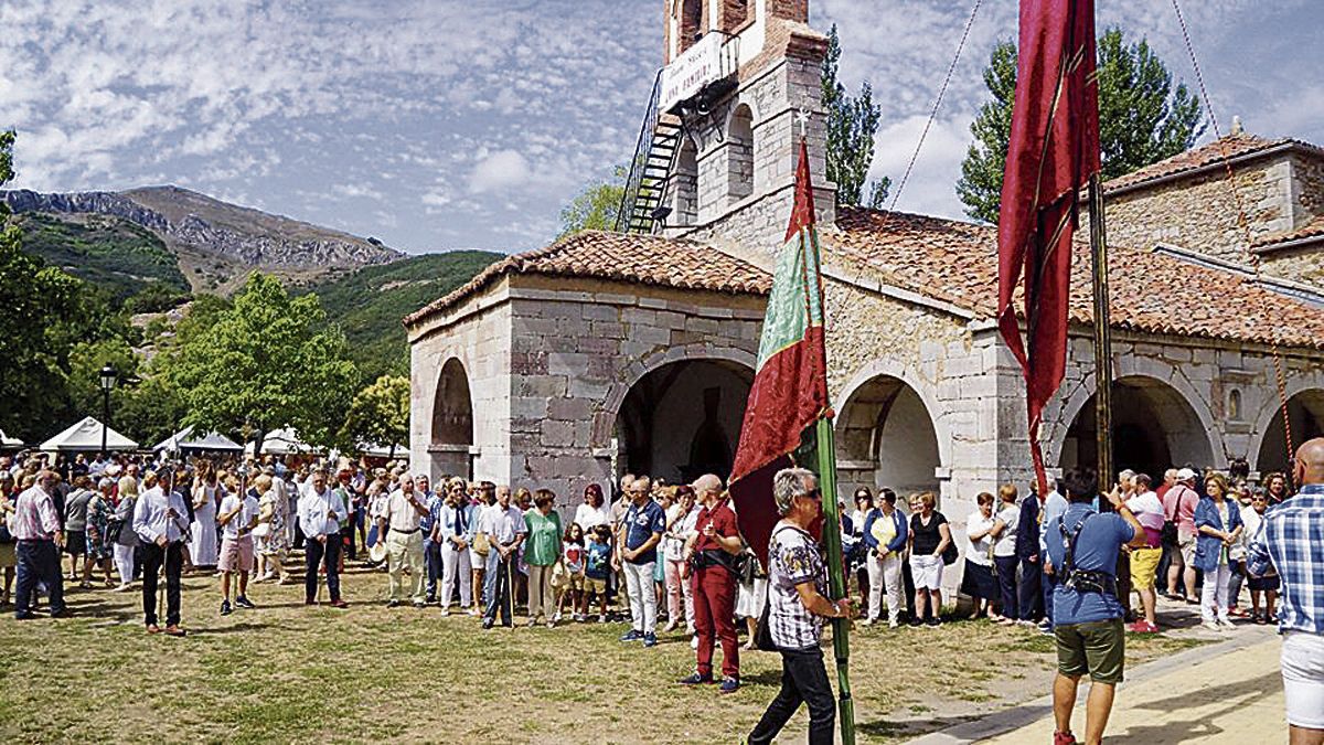 Otro acto ineludible para las gentes de la comarca central del Bernesga, la romería de la Virgen de Buen Suceso.