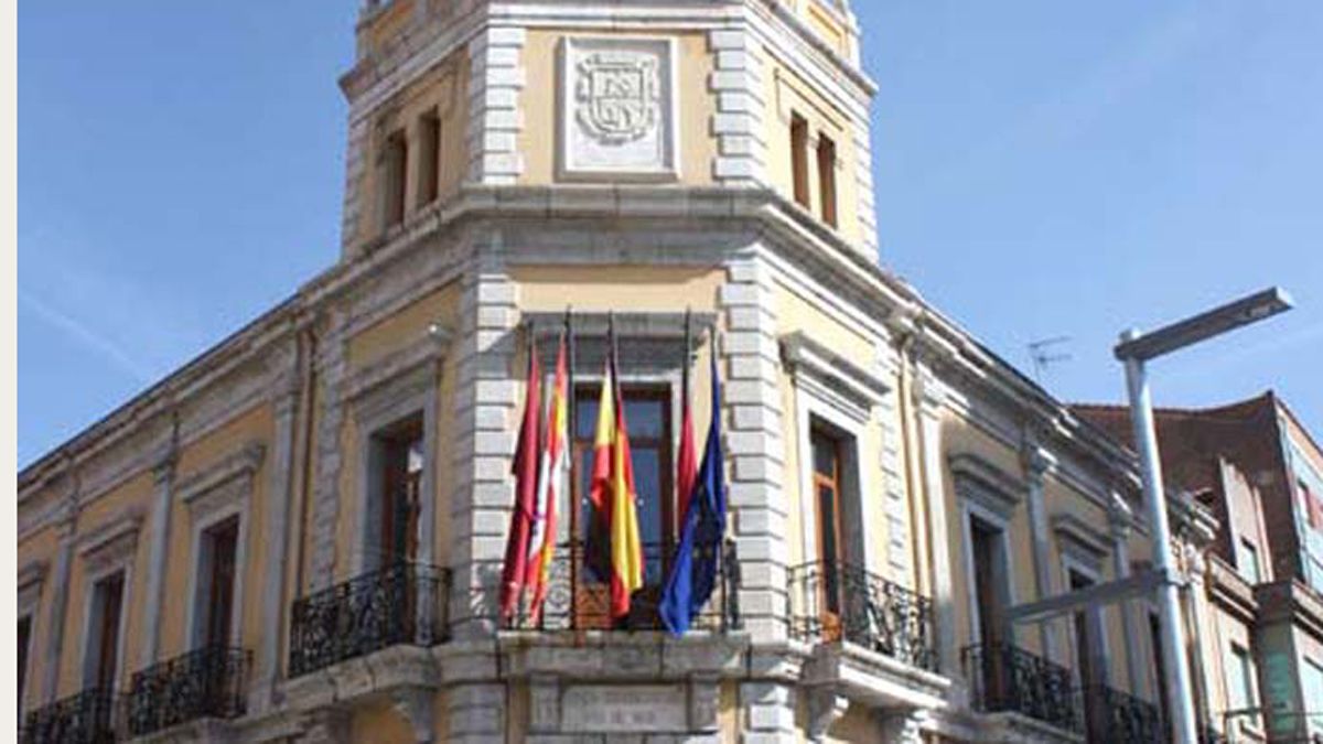 Fachada del Ayuntamiento de La Bañeza.